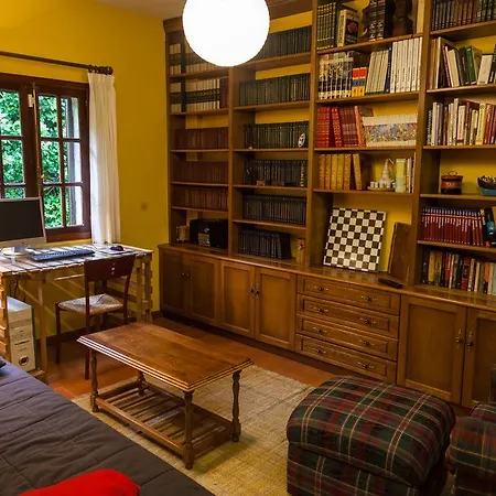 Casa Da Curuxeira Feriehus Santiago de Compostela